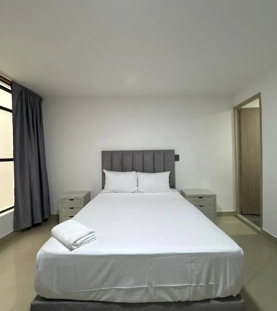 The Luxe Boutique Unicentro Medellin 0*,