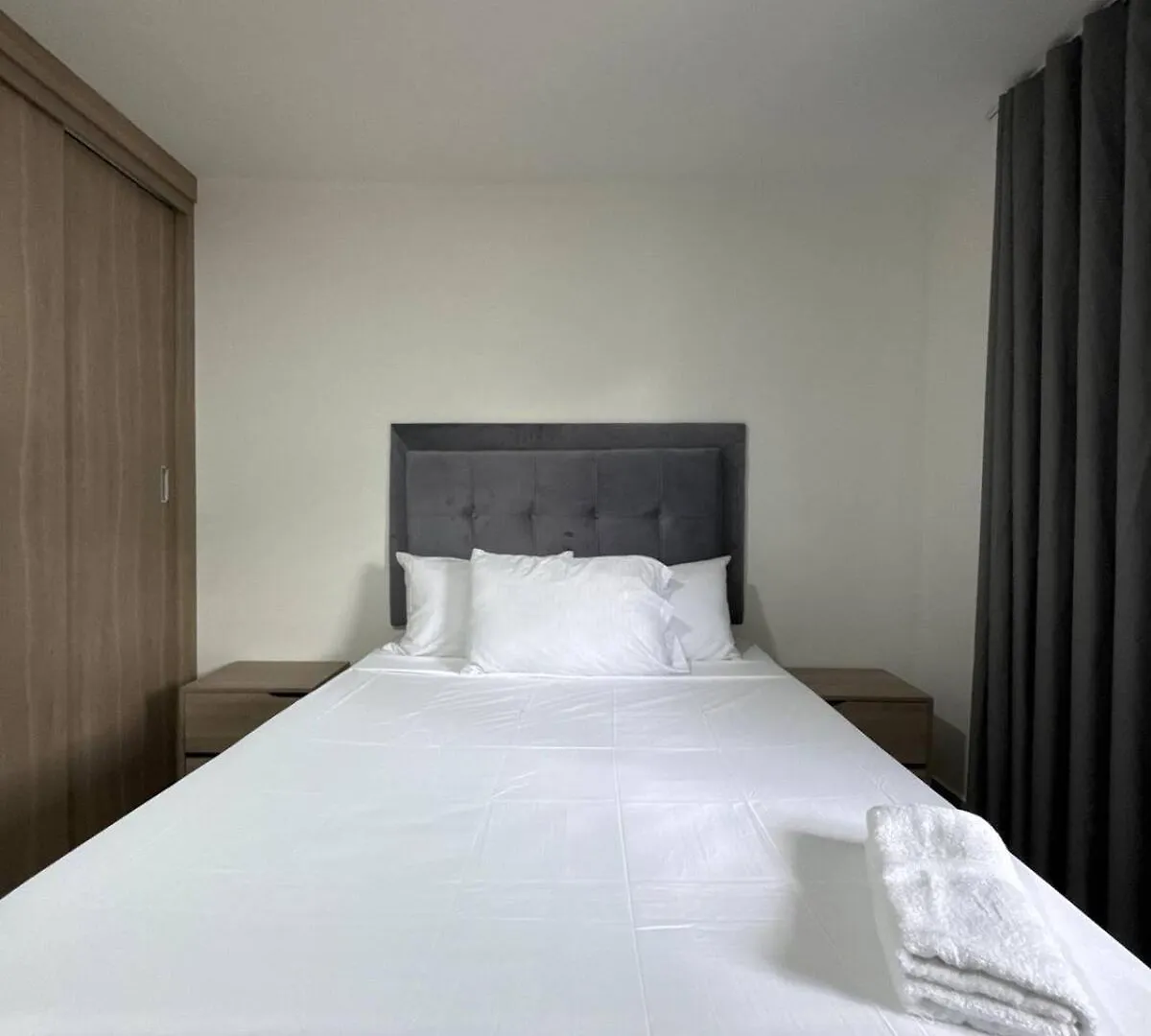 Aparthotel The Luxe Boutique Unicentro Medellin