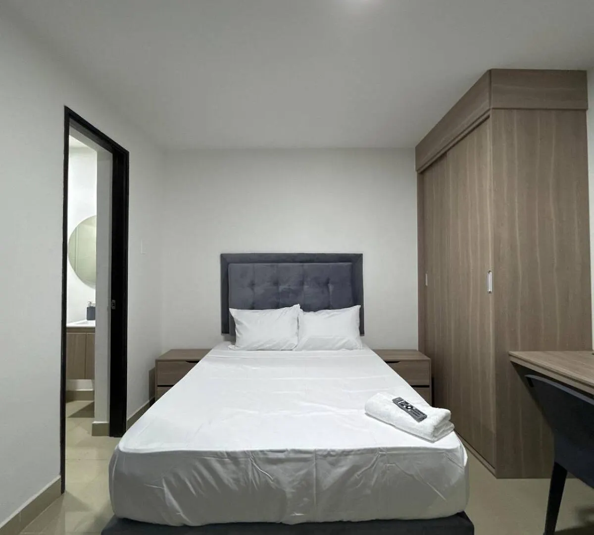 Aparthotel The Luxe Boutique Unicentro Medellin