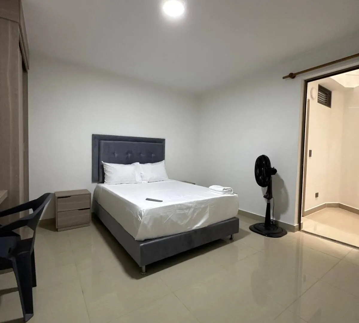 Apartahotel Praga Room Unicentro Medellín