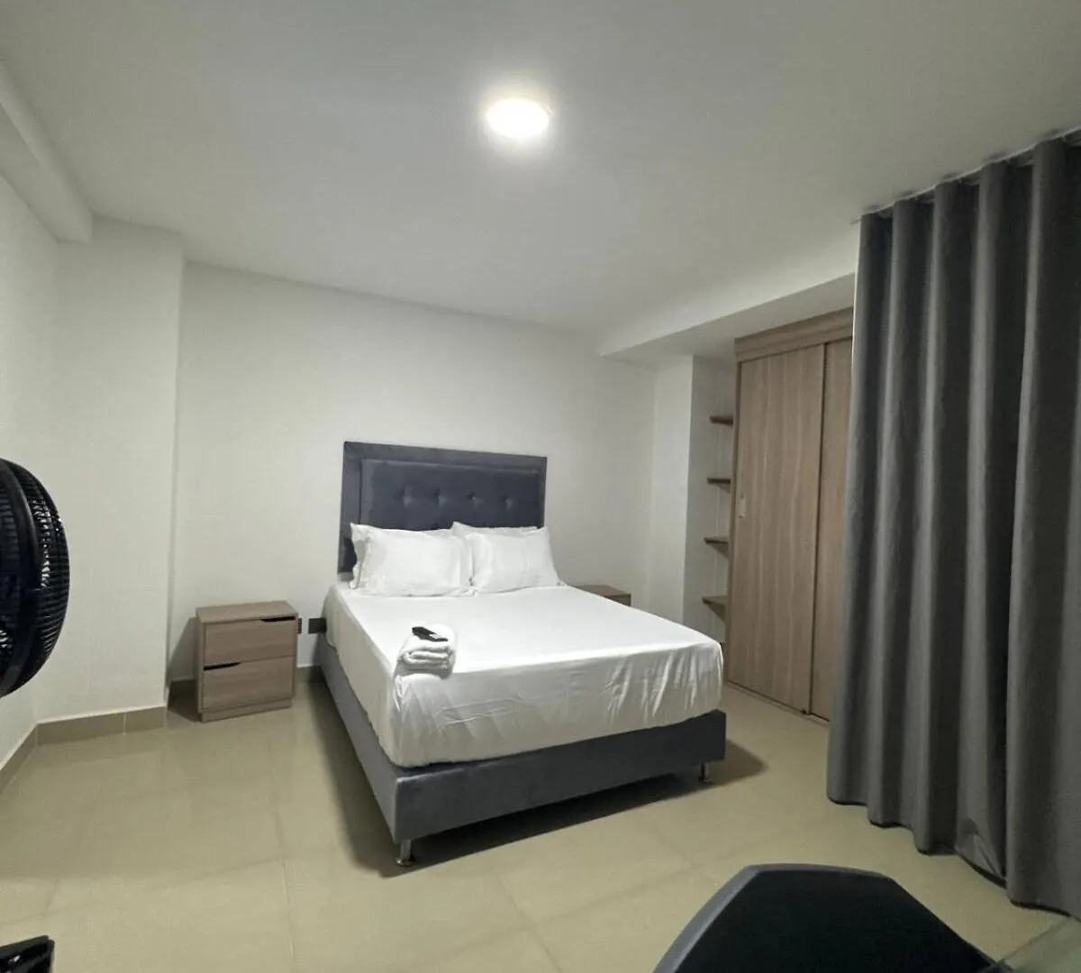 Praga Room Unicentro Medellín Colombia